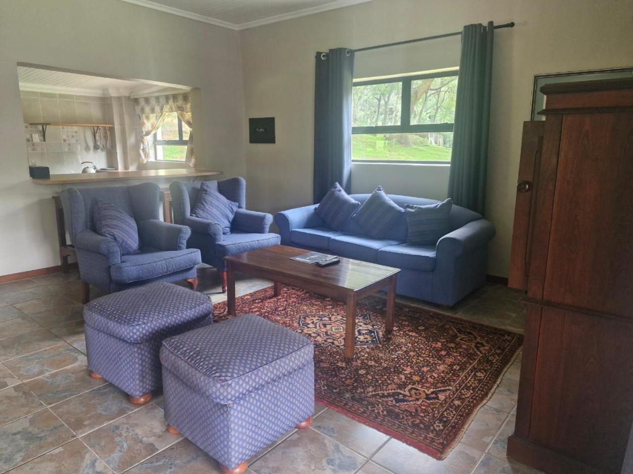 Valley Of The Rainbow Fly Fishing Estate Dullstroom Esterno foto
