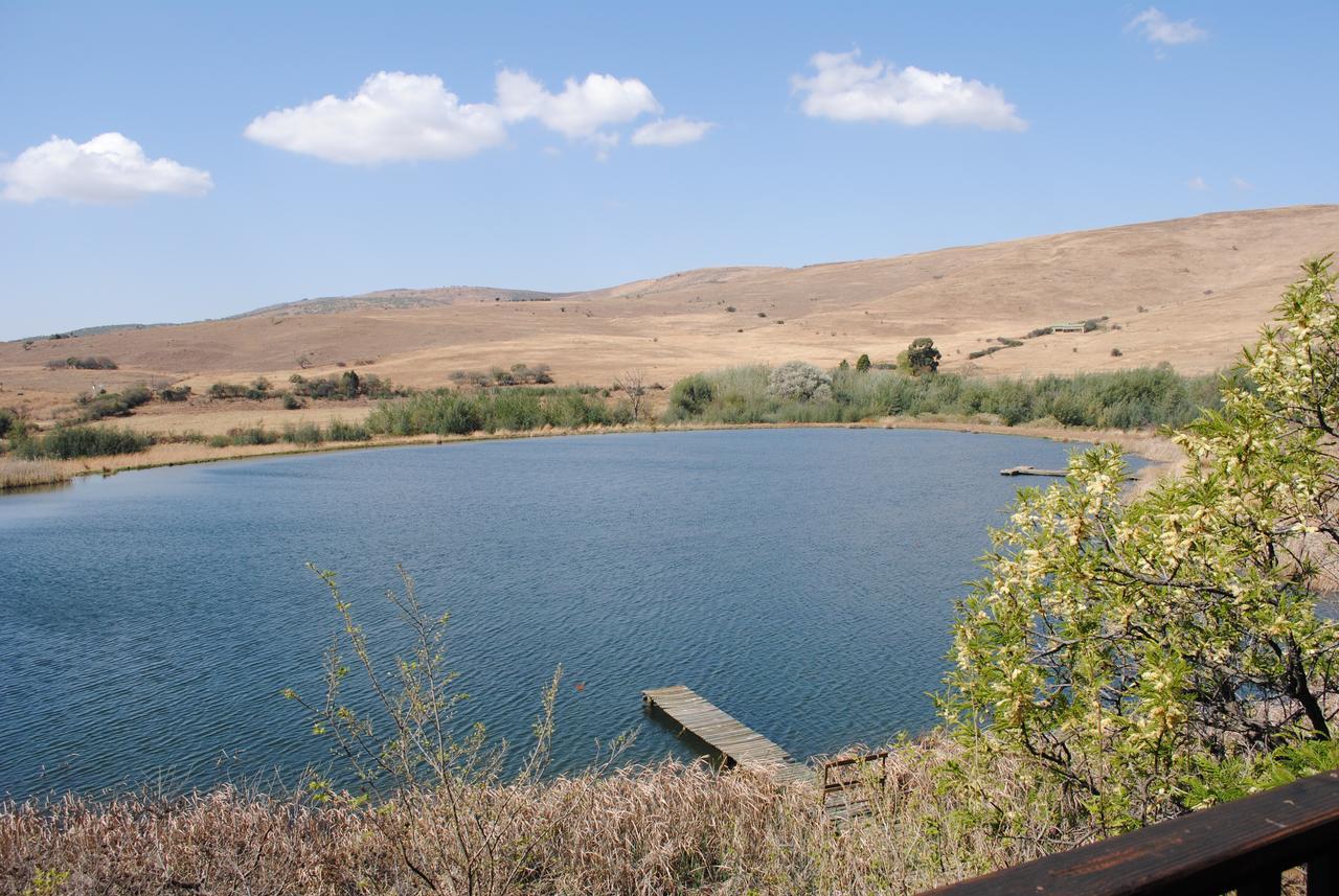 Valley Of The Rainbow Fly Fishing Estate Dullstroom Esterno foto